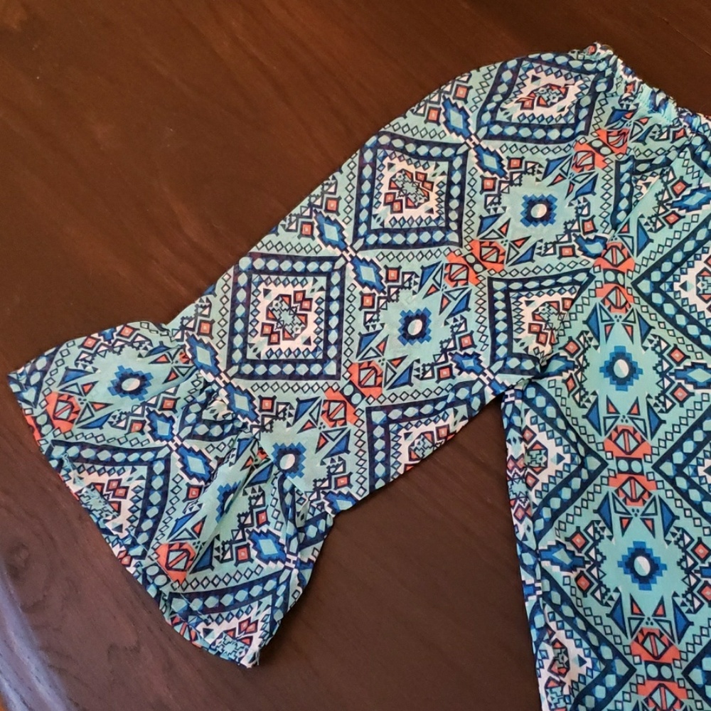 Girls top - Picture 2 of 4